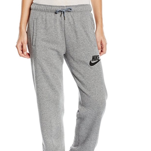 nike loose sweatpants